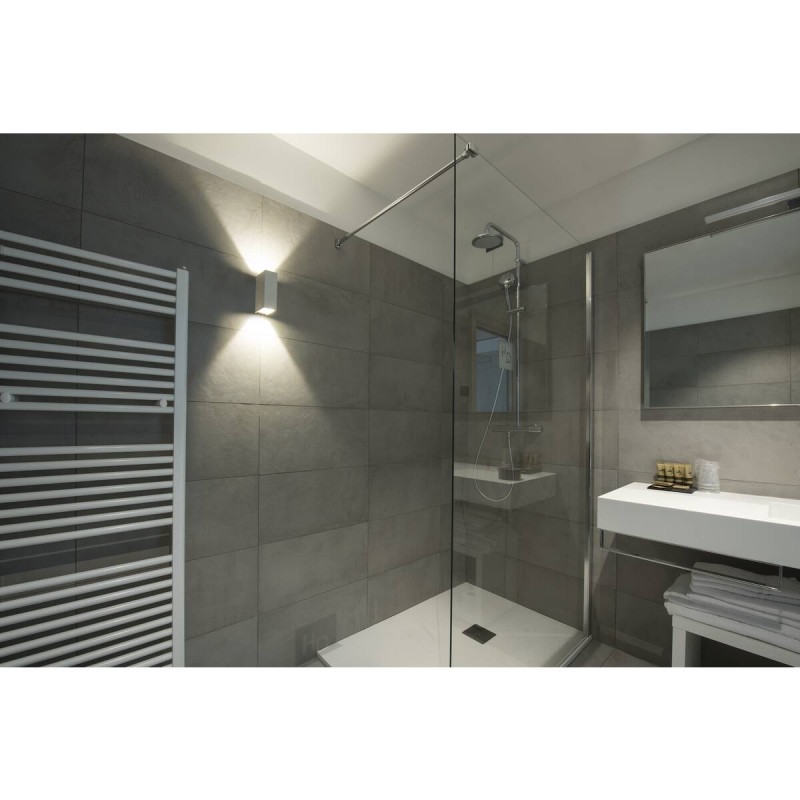 Lampa ścienna :: QUAD 2 XL UP/DOWN 15 WL