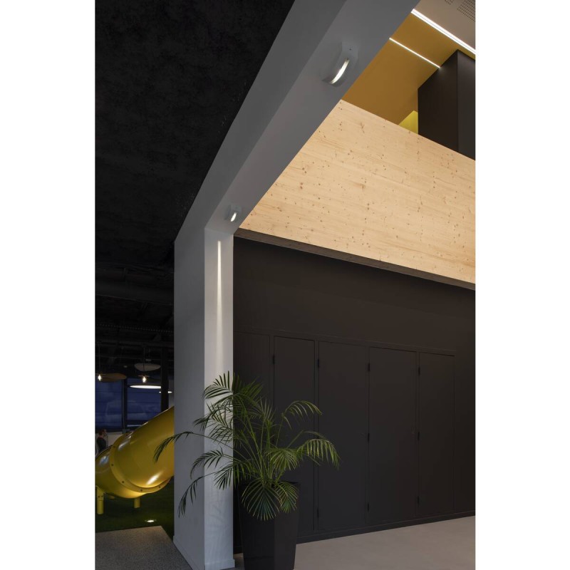 Lampa ścienna :: OUT-BEAM FRAME CW