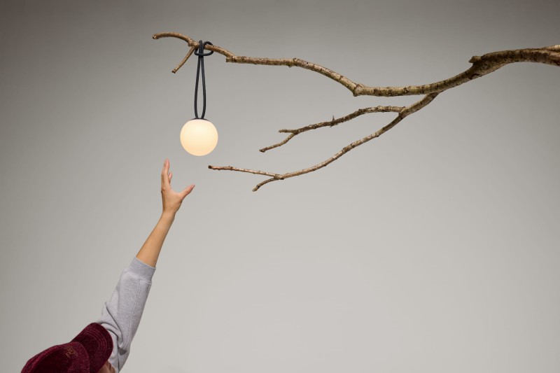 lampa_USB_fatboy-bolleke-mini-la-surprise-anthracite