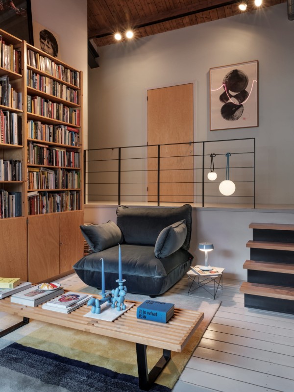 lampa_USB_fatboy-bolleke-mini-la-surprise-anthracite