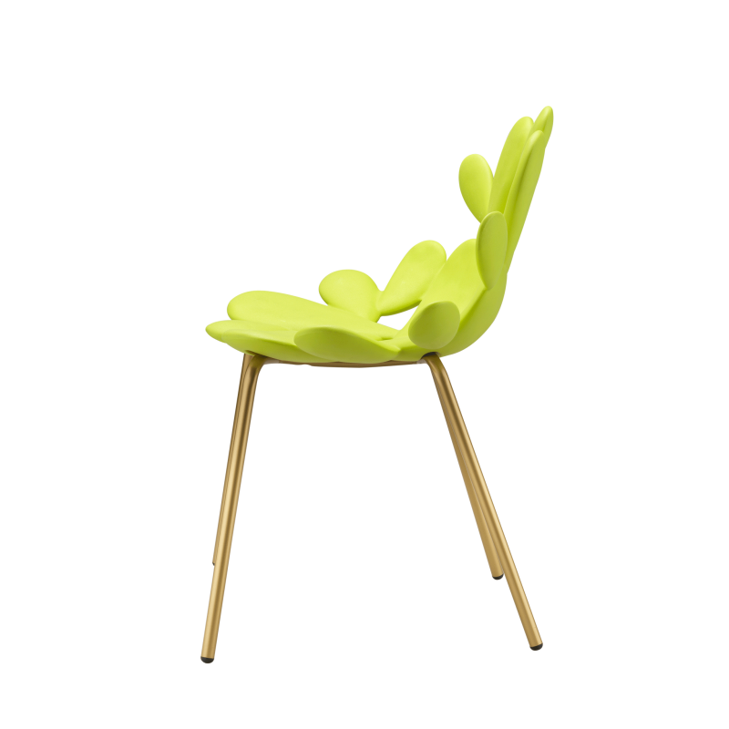 krzesło-komplet 2 sztuki-qeeboo-filicudi-chair-design-marcantonio-yellow-nogi mosiądz