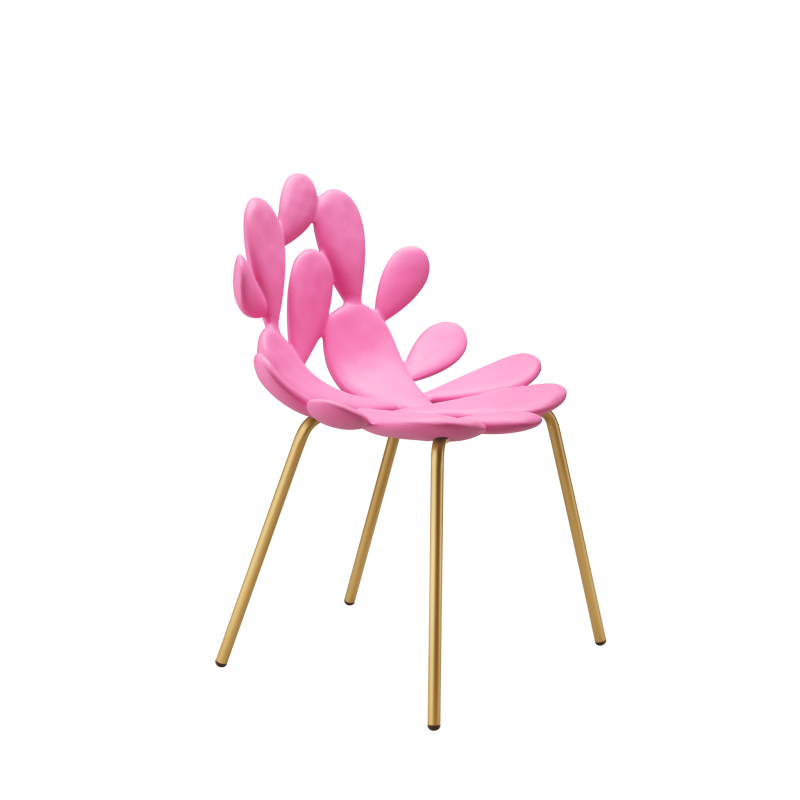 krzesło-komplet 2 sztuki-qeeboo-filicudi-chair-design-marcantonio-pink-nogi mosiądz