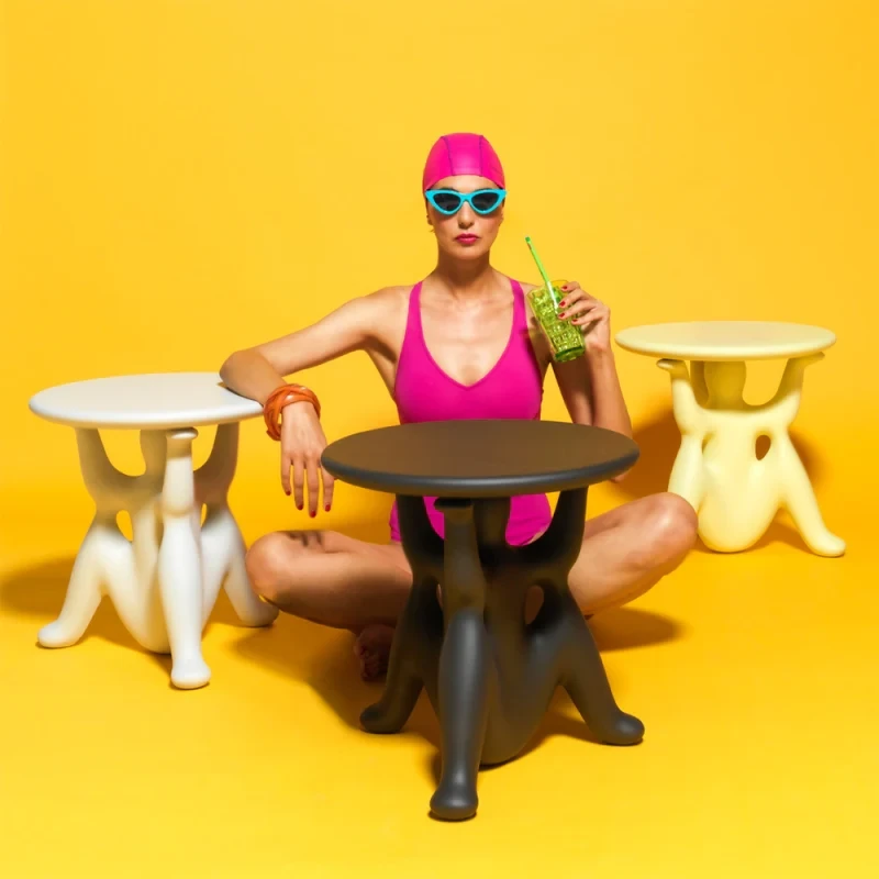 stolik-kawowy-qeeboo-helpyourself-side-design-by-starck-fasanotto