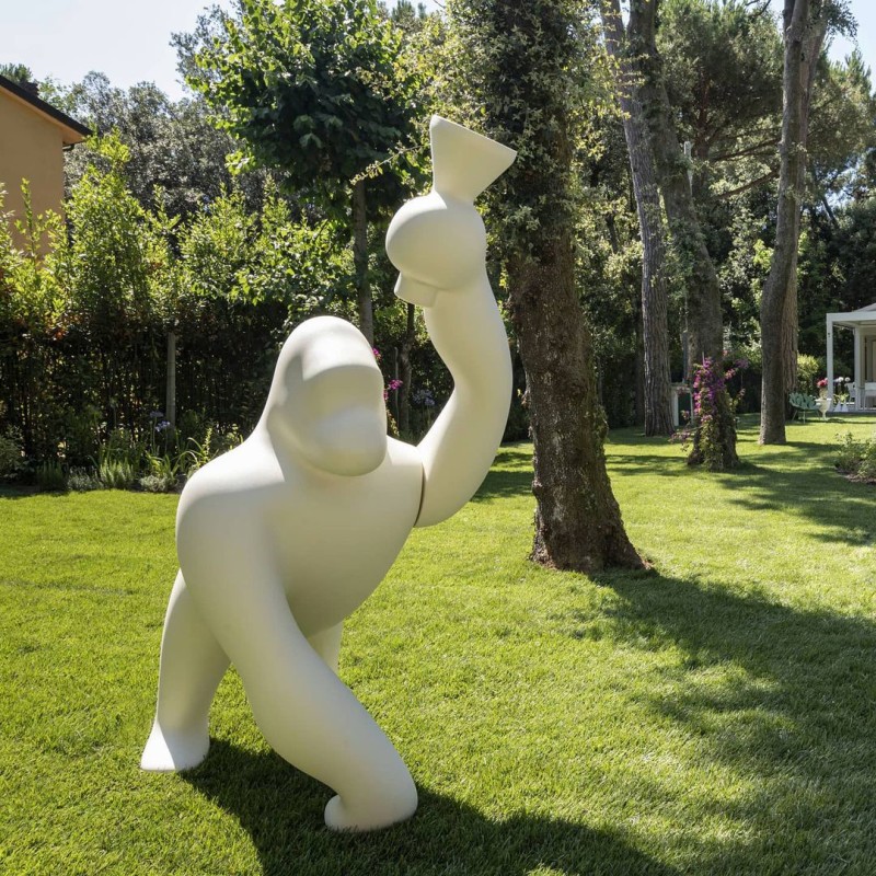 lampa-dekoracja-rzeźba-KONG-qeeboo-design-by-Stefano--Giovannoni