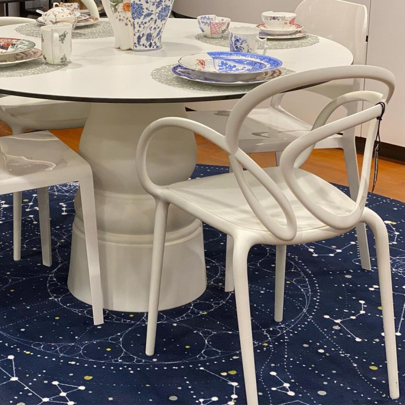 zestaw-2-krzeseł-loop-chair-qeeboo