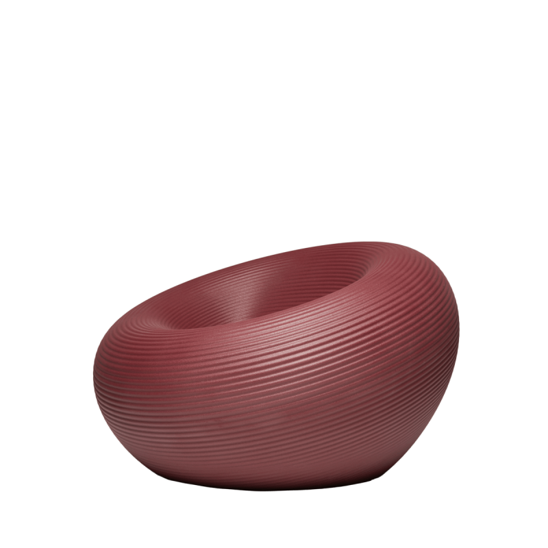 fotel_ogrodowy_qeeboo-nami-armchair-stefano-giovannoni-indian-red