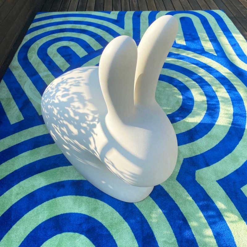siedzisko_królik-qeeboo-rabbit-chair-by-stefano-giovannoni