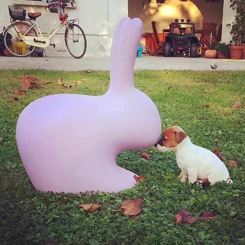 siedzisko_królik-qeeboo-rabbit-chair-by-stefano-giovannoni
