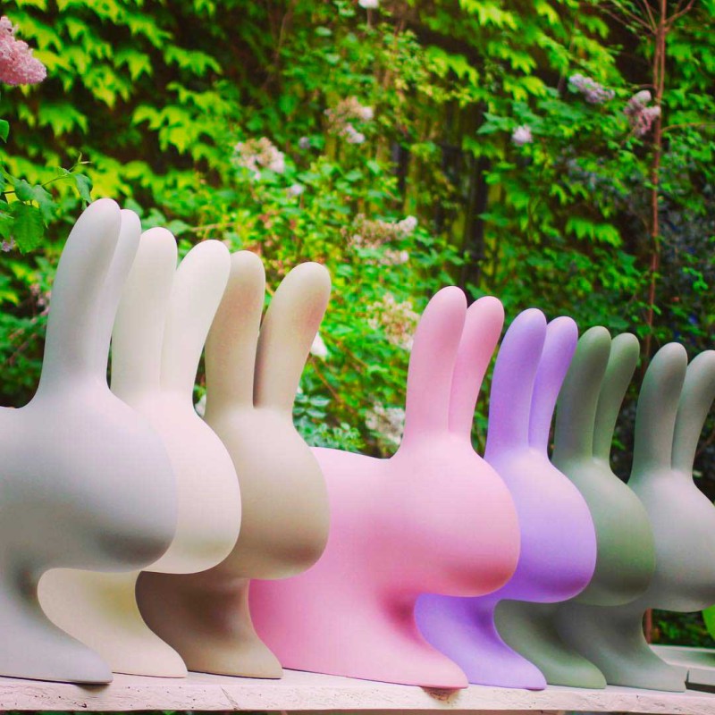 siedzisko_królik-qeeboo-rabbit-chair-by-stefano-giovannoni