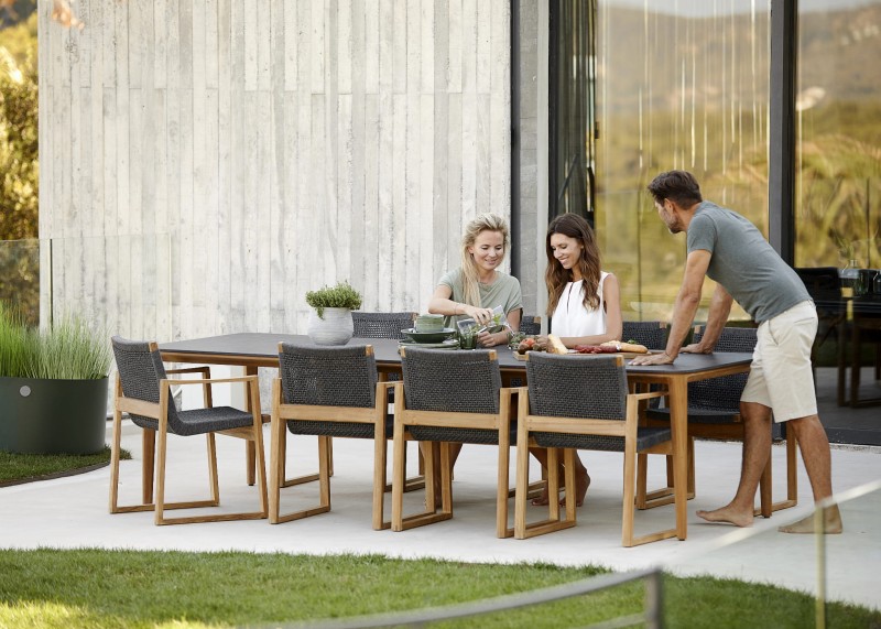 ogrodowy_stół_obiadowy_ASPECT_caneline