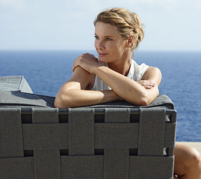 Fotel_wypoczynkowy_CONIC_caneline