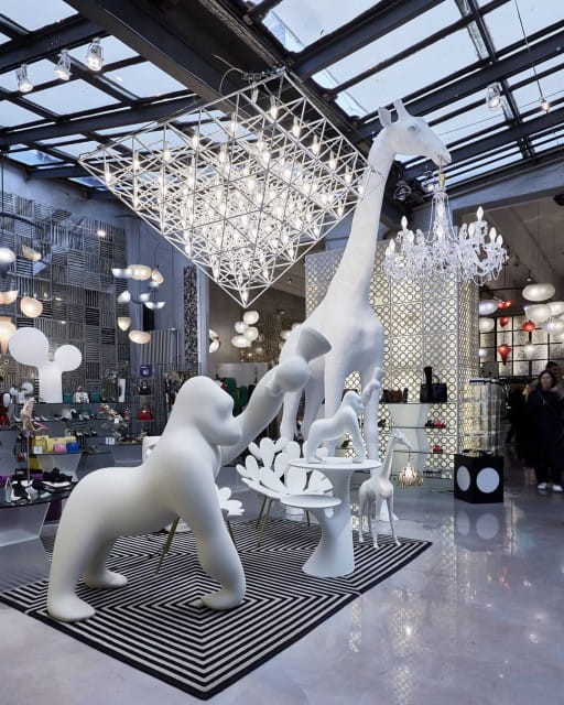 lampa-ogrodowa-qeeboo-giraffe-in-love-xl-4-meters-design-by-marcantonio